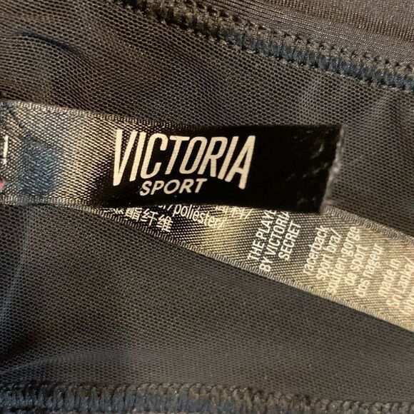 Victoria Sport, The Player by Victoria's Secret Size Medium razorback bra - Picture 3 of 7